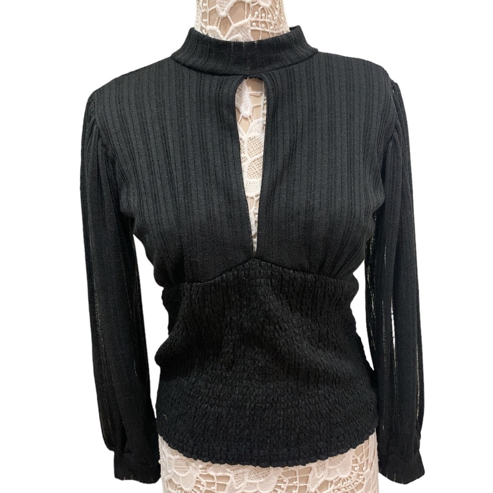 Wild Cat Sexy Black Top Sz M